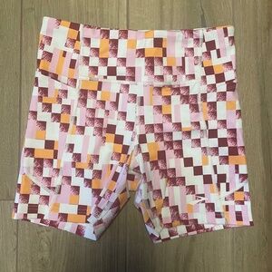 Brooks Moment 5-inch shorts